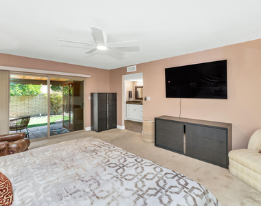 7948 E Vista Drive - Photo Thumbnail 12