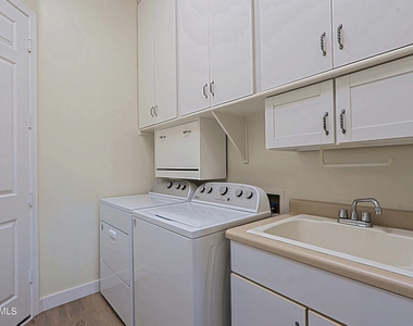 33094 N 74th Place - Photo Thumbnail 45
