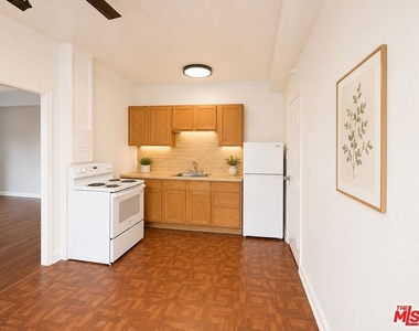 634 S Gramercy Place - Photo Thumbnail 5