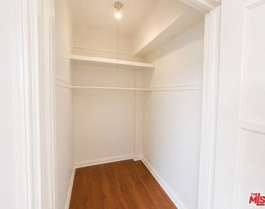 634 S Gramercy Place - Photo Thumbnail 2