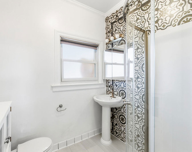 4125 S Figueroa Street - Photo Thumbnail 9