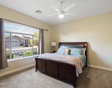 7917 E Thunderhawk Road - Photo Thumbnail 20