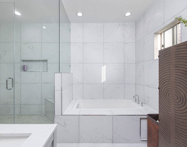 11723 Goshen Avenue - Photo Thumbnail 9