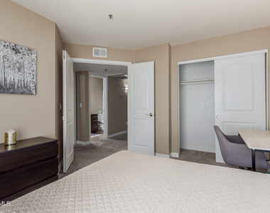 2025 E Campbell Avenue - Photo Thumbnail 18