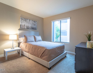 2025 E Campbell Avenue - Photo Thumbnail 17