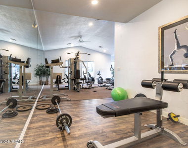 2025 E Campbell Avenue - Photo Thumbnail 27