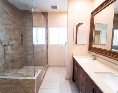 12011 Goshen Avenue - Photo Thumbnail 23