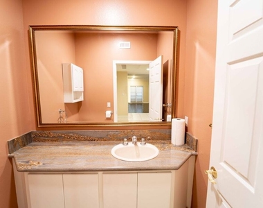 12011 Goshen Avenue - Photo Thumbnail 13