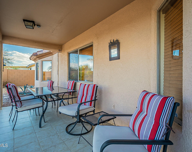 1105 N Cota Lane - Photo Thumbnail 38
