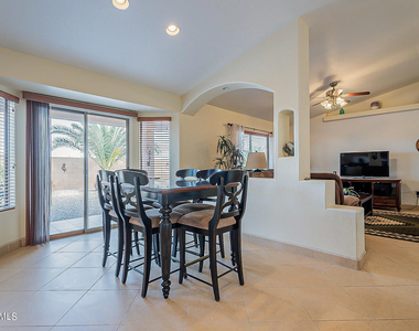 1105 N Cota Lane - Photo Thumbnail 15