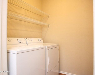 411 E Indian School Road - Photo Thumbnail 9