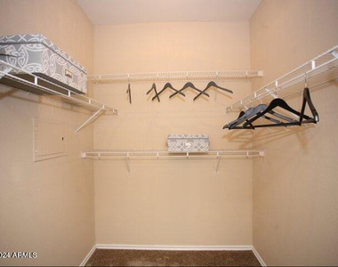 411 E Indian School Road - Photo Thumbnail 6