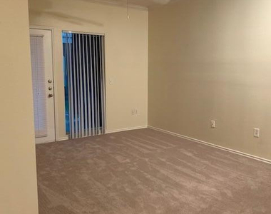 411 E Indian School Road - Photo Thumbnail 2