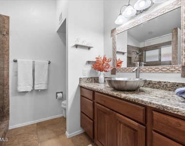 9081 E Sahuaro Drive - Photo Thumbnail 15