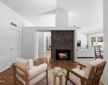 9081 E Sahuaro Drive - Photo Thumbnail 6