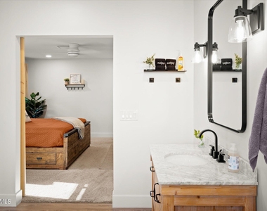 1027 W Peralta Avenue - Photo Thumbnail 41