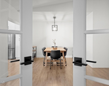 1027 W Peralta Avenue - Photo Thumbnail 17