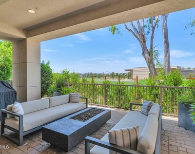 2 E Biltmore Estates Drive - Photo Thumbnail 20