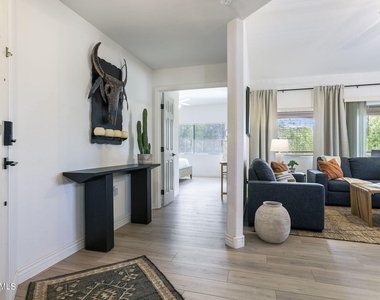 16801 N 94th Street - Photo Thumbnail 29