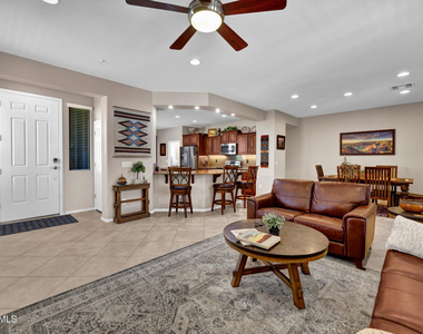 13075 W Desert Vista Trail - Photo Thumbnail 6