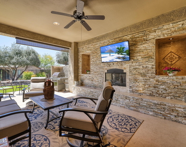 13075 W Desert Vista Trail - Photo Thumbnail 26
