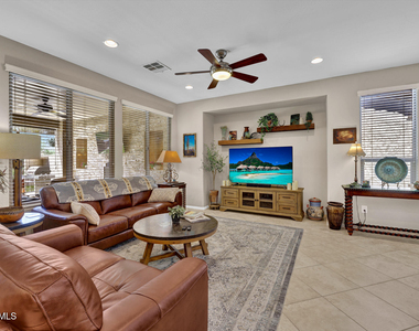 13075 W Desert Vista Trail - Photo Thumbnail 5
