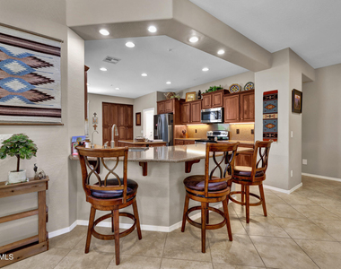13075 W Desert Vista Trail - Photo Thumbnail 7