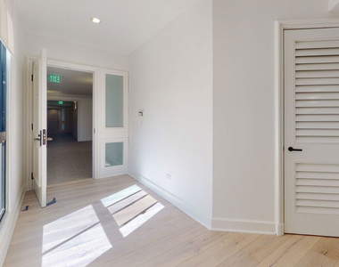 701 Ocean Avenue - Photo Thumbnail 4