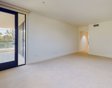 701 Ocean Avenue - Photo Thumbnail 24