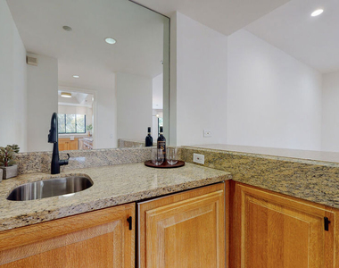 701 Ocean Avenue - Photo Thumbnail 15