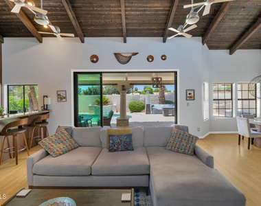 9032 N 83rd Street - Photo Thumbnail 5