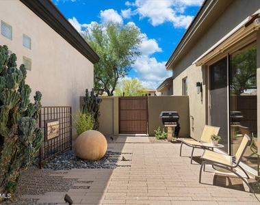 8228 E Mohawk Lane - Photo Thumbnail 22
