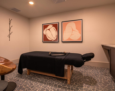 13220 N Scottsdale Road - Photo Thumbnail 22