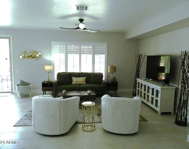 22816 N Las Positas Drive - Photo Thumbnail 1