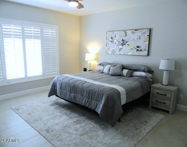 22816 N Las Positas Drive - Photo Thumbnail 6