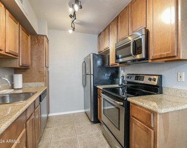 3600 N Hayden Road - Photo Thumbnail 6