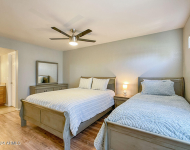 3600 N Hayden Road - Photo Thumbnail 13