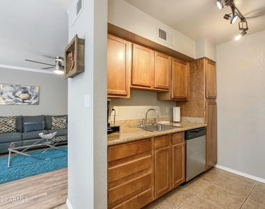 3600 N Hayden Road - Photo Thumbnail 5