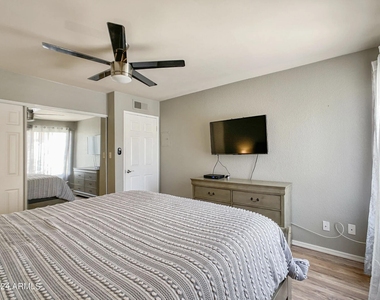 3600 N Hayden Road - Photo Thumbnail 9
