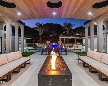 6664 N 40th Street - Photo Thumbnail 24