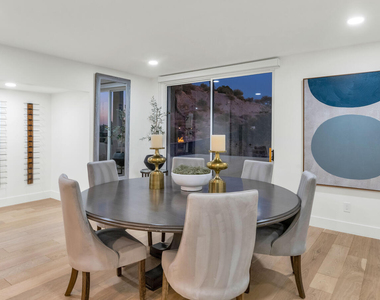 6664 N 40th Street - Photo Thumbnail 9