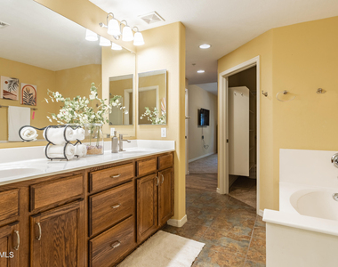 16800 E El Lago Boulevard - Photo Thumbnail 12