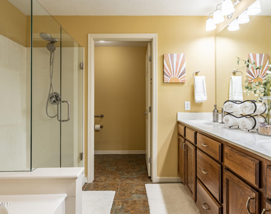 16800 E El Lago Boulevard - Photo Thumbnail 13