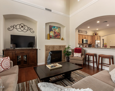 20750 N 87th Street - Photo Thumbnail 7