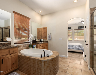 20750 N 87th Street - Photo Thumbnail 18