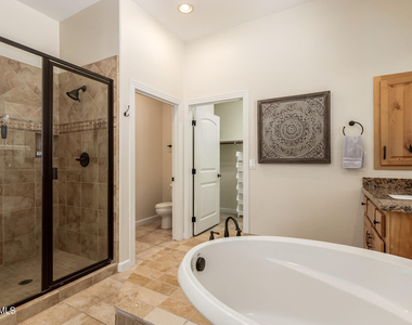 20750 N 87th Street - Photo Thumbnail 20