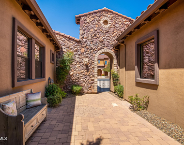 20750 N 87th Street - Photo Thumbnail 1