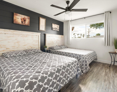 423 N 73rd Place - Photo Thumbnail 35