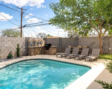423 N 73rd Place - Photo Thumbnail 44