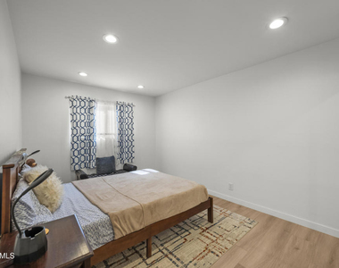 3066 Apache Circle - Photo Thumbnail 27